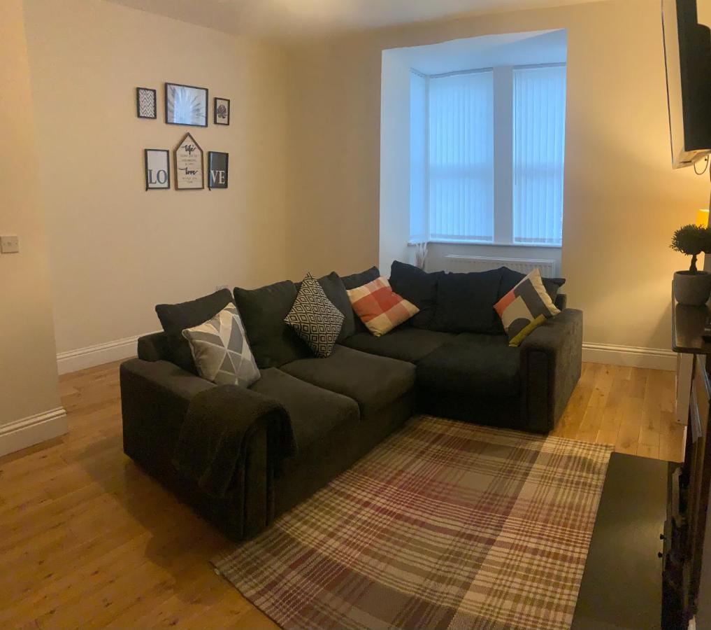 Gateshead Serviced Apartment Ideal For Contractors And Vacationing Exterior photo